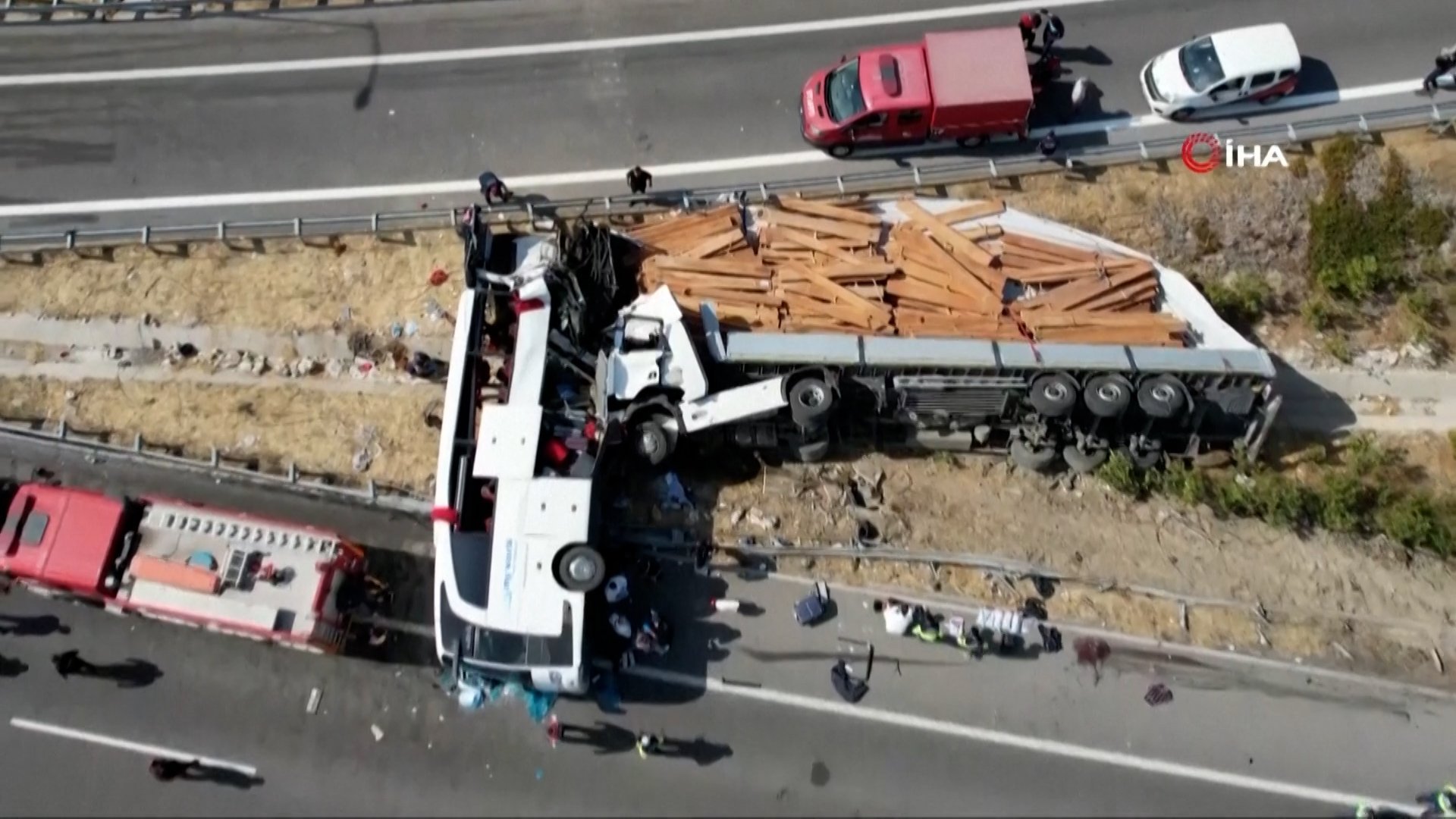 Manisa Bus Crash: 11 Dead in Western Turkiye Highway Collision